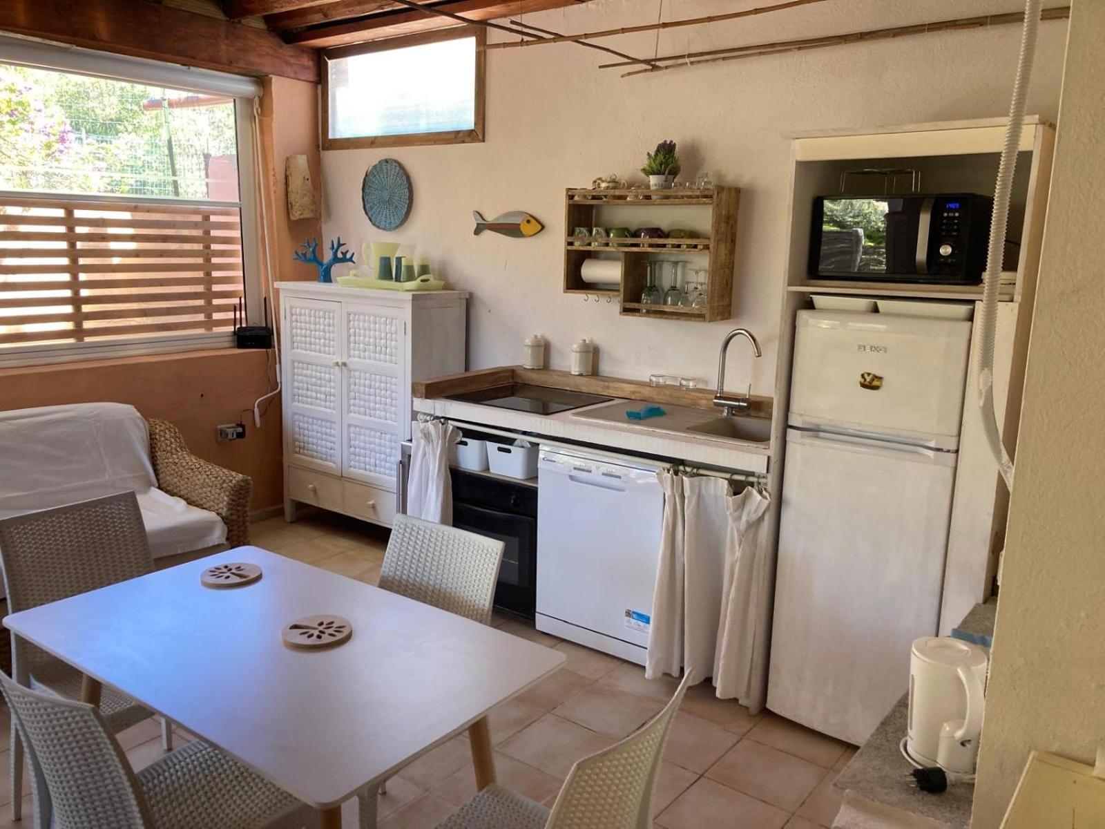Villasimius Villetta A 300 Mt Dalla Spiaggia Buitenkant foto